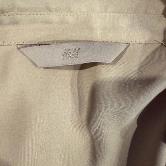 Silky Cream Button-Down H&M Silk Women's Blouse - Picture 3 of 7